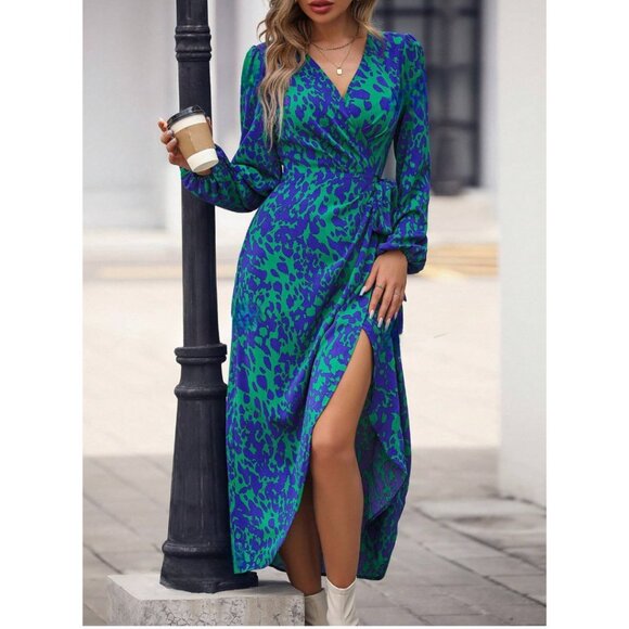 Boho Print Knot Side Wrap Dress - Picture 3 of 9